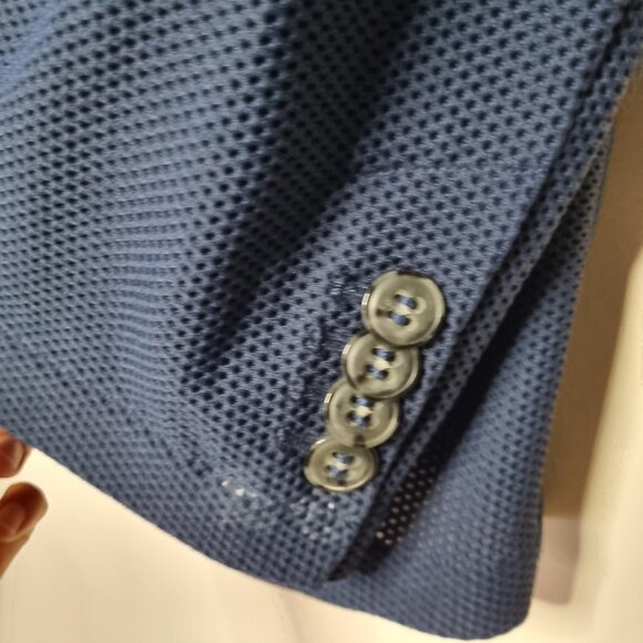 Giorgio Armani Men's Navy Textured Blazer – Made in Italy – Size 50 (EU) - Picture 7 of 10